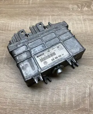 Volkswagen Polo III 6N 6N2 6NF Engine control unit/module ECU 030906026AJ 0261203456
