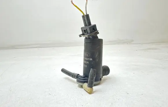 Ford Fusion Windscreen/windshield washer pump 2S6T17K624BA