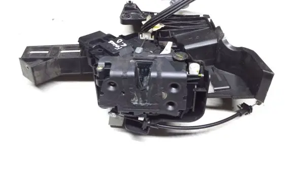 Ford Focus Rear door lock 4M5AA26412BB