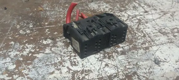 Volkswagen Lupo Fuse box set 6K0937517