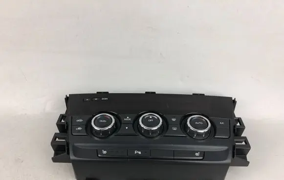 Mazda 6 Climate control unit GJJ461190F VPCALH18C612AGG