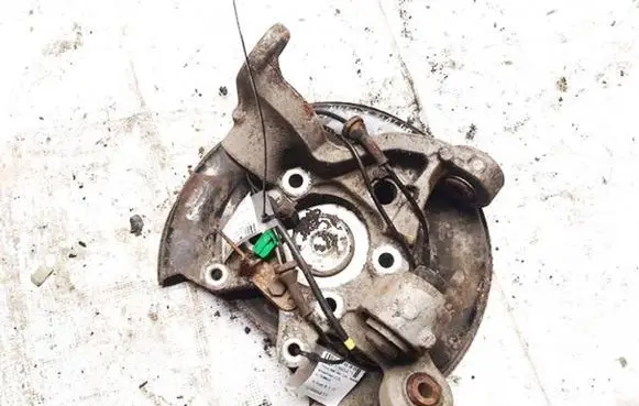 Volvo S60 Rear wheel hub 9200624