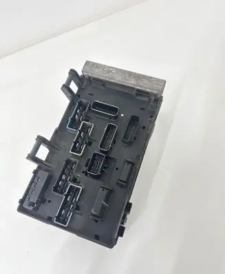 Chrysler Grand Voyager IV Fuse module T304501534 64469H 05144579AC