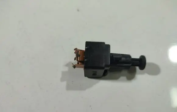 Saab 9-5 Brake pedal sensor switch 