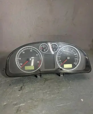 Volkswagen PASSAT B5 Speedometer (instrument cluster) 3B0920805A 110080051004