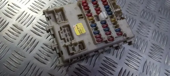 Nissan Almera N16 Fuse box set 243505m310 0921011