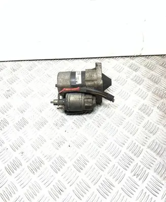Renault Megane II Starter motor 8200266777C