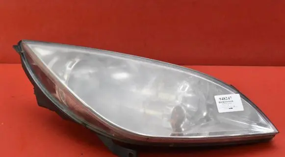 Mitsubishi Colt Headlight/headlamp MR957354