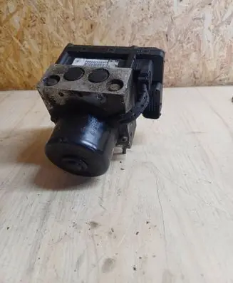 Volkswagen Sharan ABS Pump 1J0907379P MLS9M02X78 5WK8476