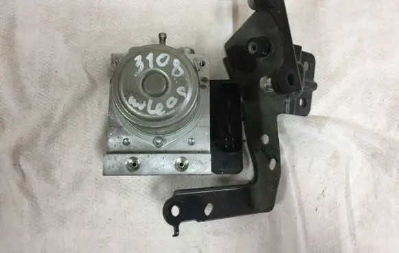 Renault Koleos I ABS Pump