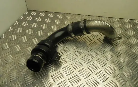 Nissan Navara D40 Air intake hose/pipe VD11194