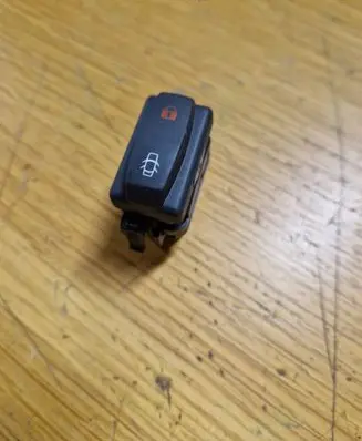 Opel Vivaro Central locking switch button 252108849R