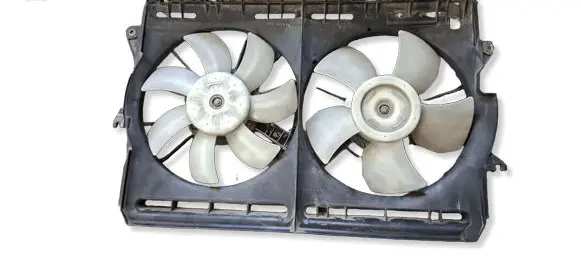 Toyota Avensis T250 Fan set 222710142