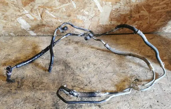 Power steering hose/pipe/line