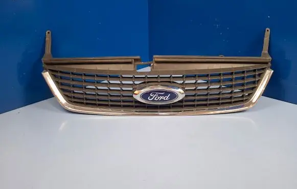 Ford Mondeo MK IV Front bumper upper radiator grill 7S718200A