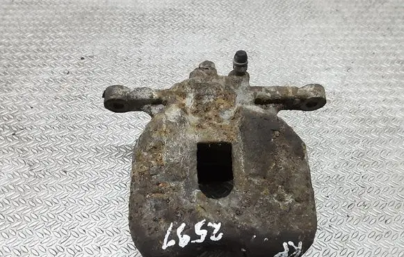 Toyota RAV 4 (XA10) Front brake caliper