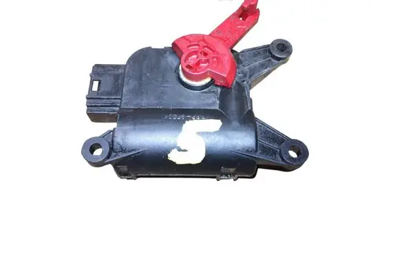 Audi A4 S4 B7 8E 8H Air flap motor/actuator 0132801301 8E1820511 663825XC
