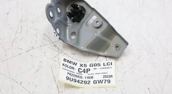 BMW X5 G05 Fender mounting bracket 7418215MWGK290526 7418215