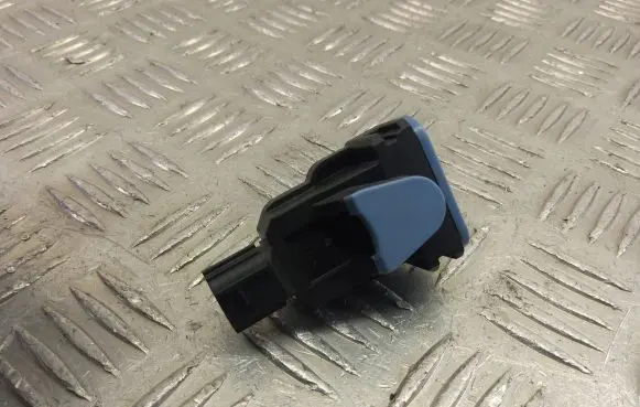Toyota C-HR I Airbag deployment crash/impact sensor 8983A-F4010