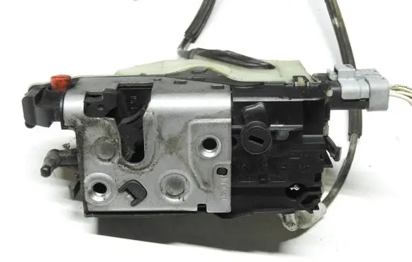 Citroen DS4 Rear door lock 9685353380