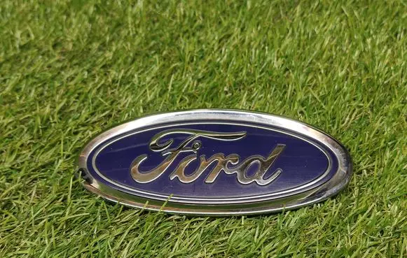 Ford Fusion II Manufacturers badge/model letters DS73402A16AC