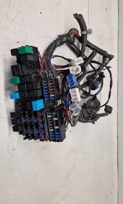 Mazda 6 Fuse module 052530