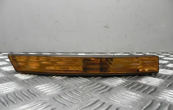 Volkswagen PASSAT B6 Front fender indicator light 3C0953042J A2238 UN