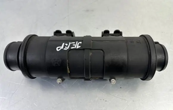 Jeep Grand Cherokee Air intake duct part 52014497AB