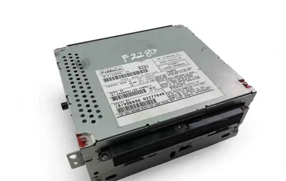 Volvo V70 CD/DVD changer 31328067AA