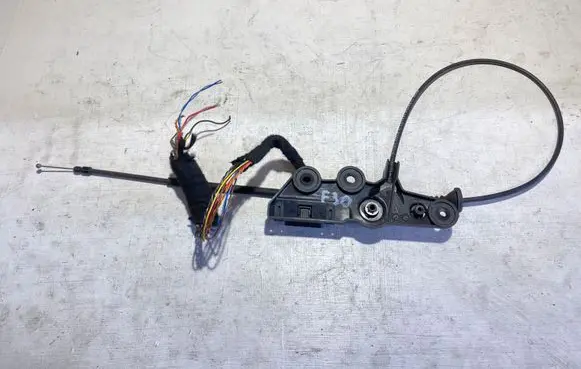BMW 3 F30 F35 F31 Engine bonnet (hood) release handle 7221914 17365810