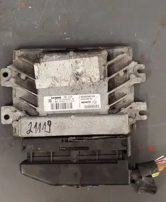 Renault Megane II Engine control unit/module 8200298164 s110140000a