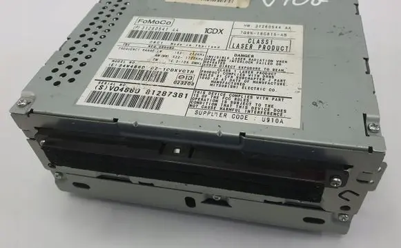 Volvo V70 CD/DVD changer 31260541
