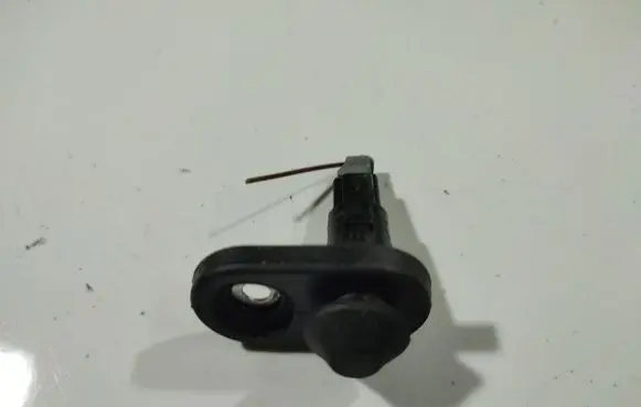 Toyota Auris 150 Front door sensor 
