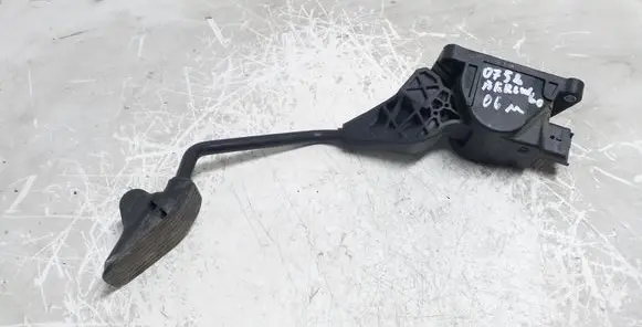 Citroen Berlingo Accelerator throttle pedal F00C3E2431 0280755035 9655467180