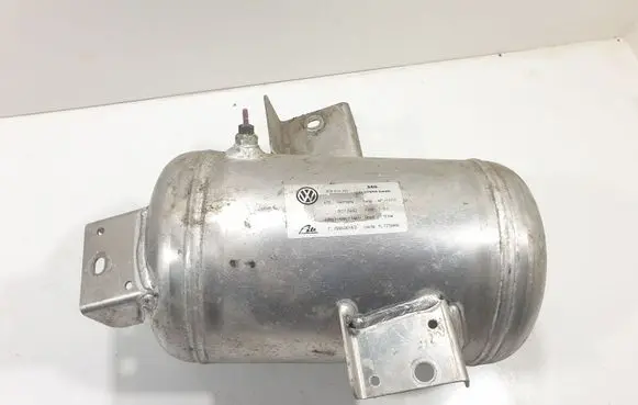 Volkswagen Phaeton Vacuum air tank 3D0616201