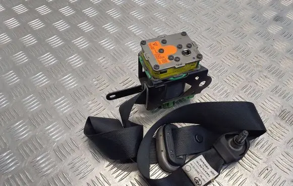Toyota Yaris Front seatbelt
