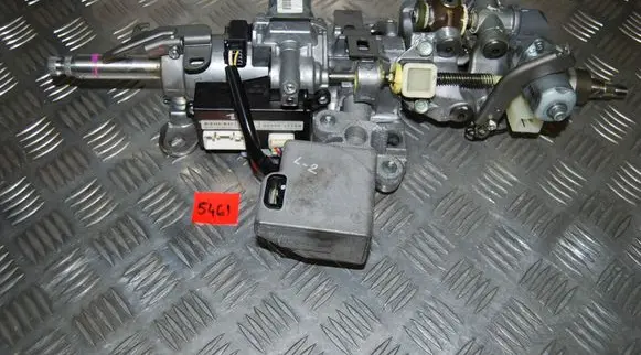 Steering wheel axle set