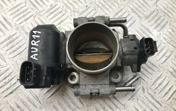 Toyota Auris 150 Throttle valve 261000R011 1923002010