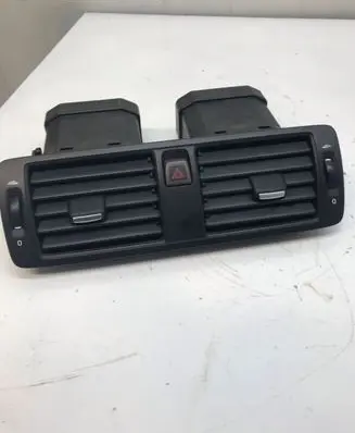 Volvo V50 Hazard light switch