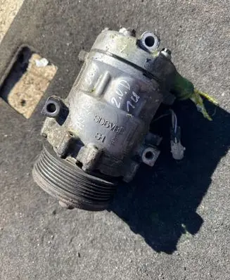 Opel Astra G Air conditioning (A/C) compressor (pump) 
