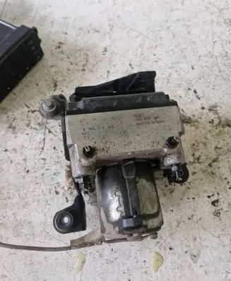 Audi A4 S4 B5 8D ABS Pump 0265214002
