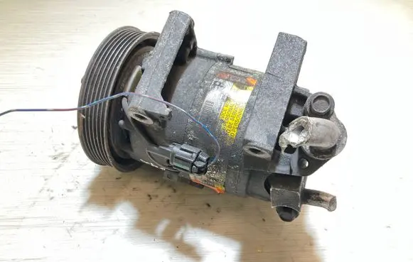 Nissan Almera N16 Air conditioning (A/C) compressor (pump) 926009F510