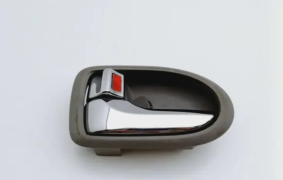 Mazda MPV II LW Front door interior handle