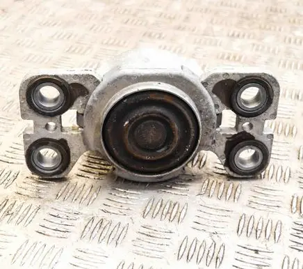 Land Rover Discovery Sport Gearbox mount G3035191