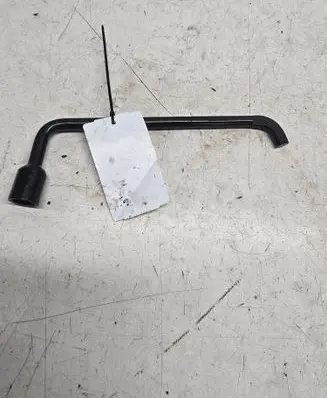 Citroen C4 I Picasso Wheel nut wrench 