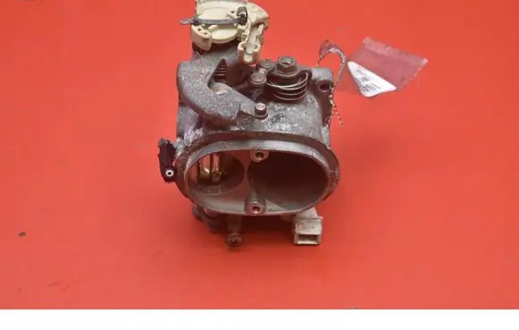 Volkswagen Golf II Throttle body valve 030063B