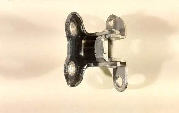 Toyota Aygo AB10 Rear door upper hinge ES92
