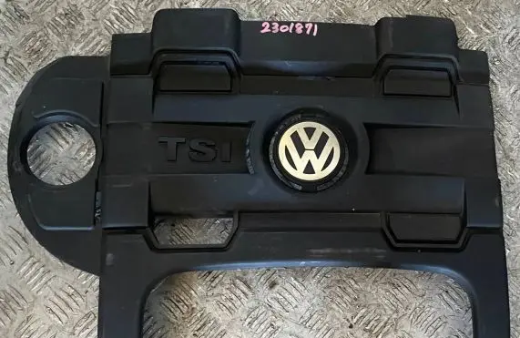 Volkswagen Touran I Engine cover (trim) 03C103925BR CDGA
