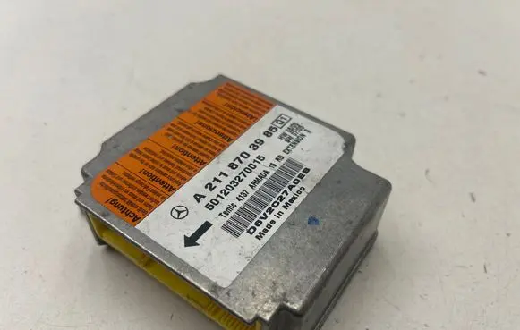 Mercedes-Benz E W211 Airbag control unit/module A2118703985 D6V2C27A0EB