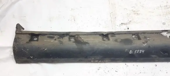 Suzuki SX4 Sill 7723179j0 77231-79j0